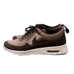 Women’s Nike Air Max Thea Sz 7.5